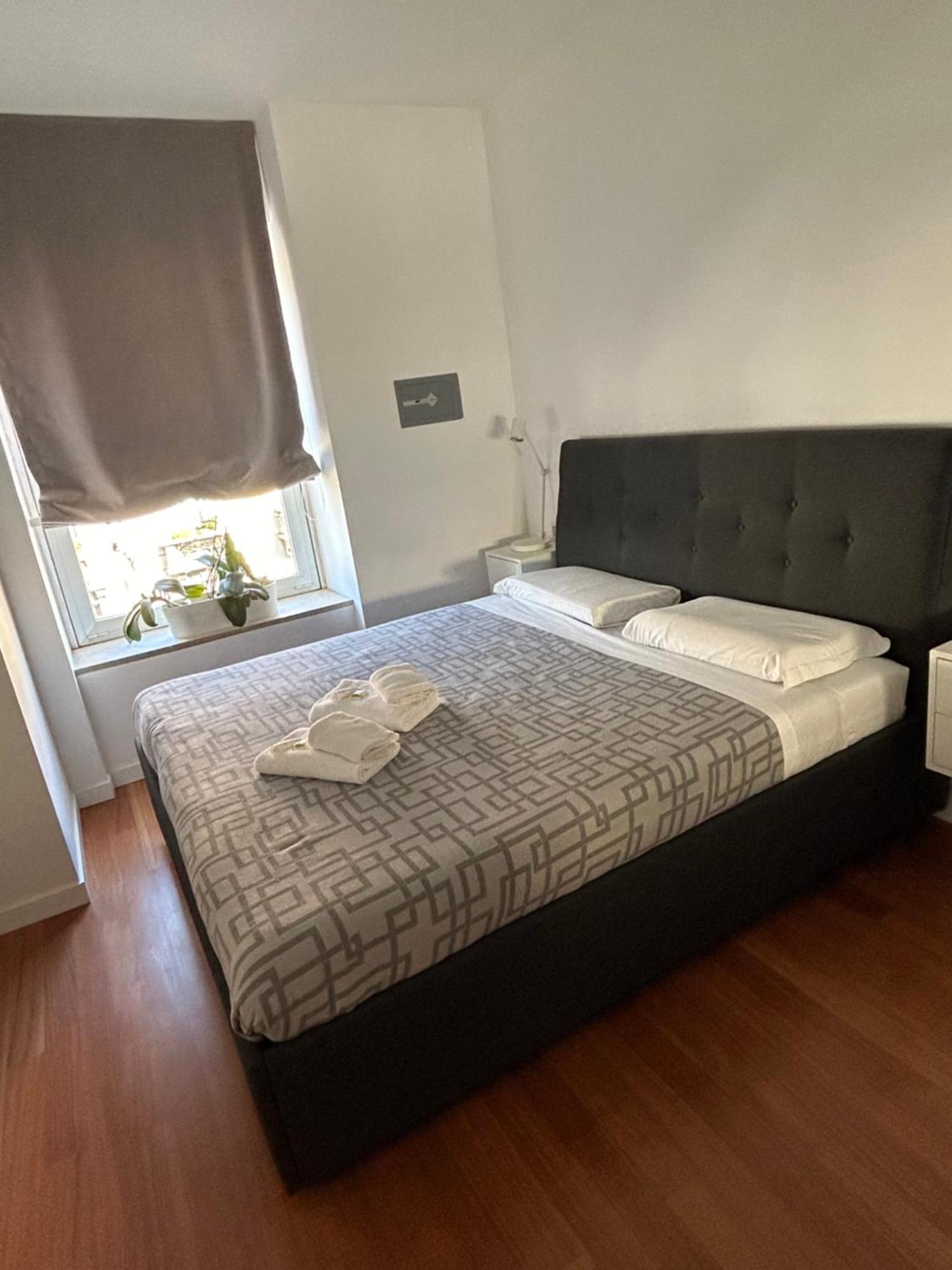 Votre Maison A Milánó Kültér fotó