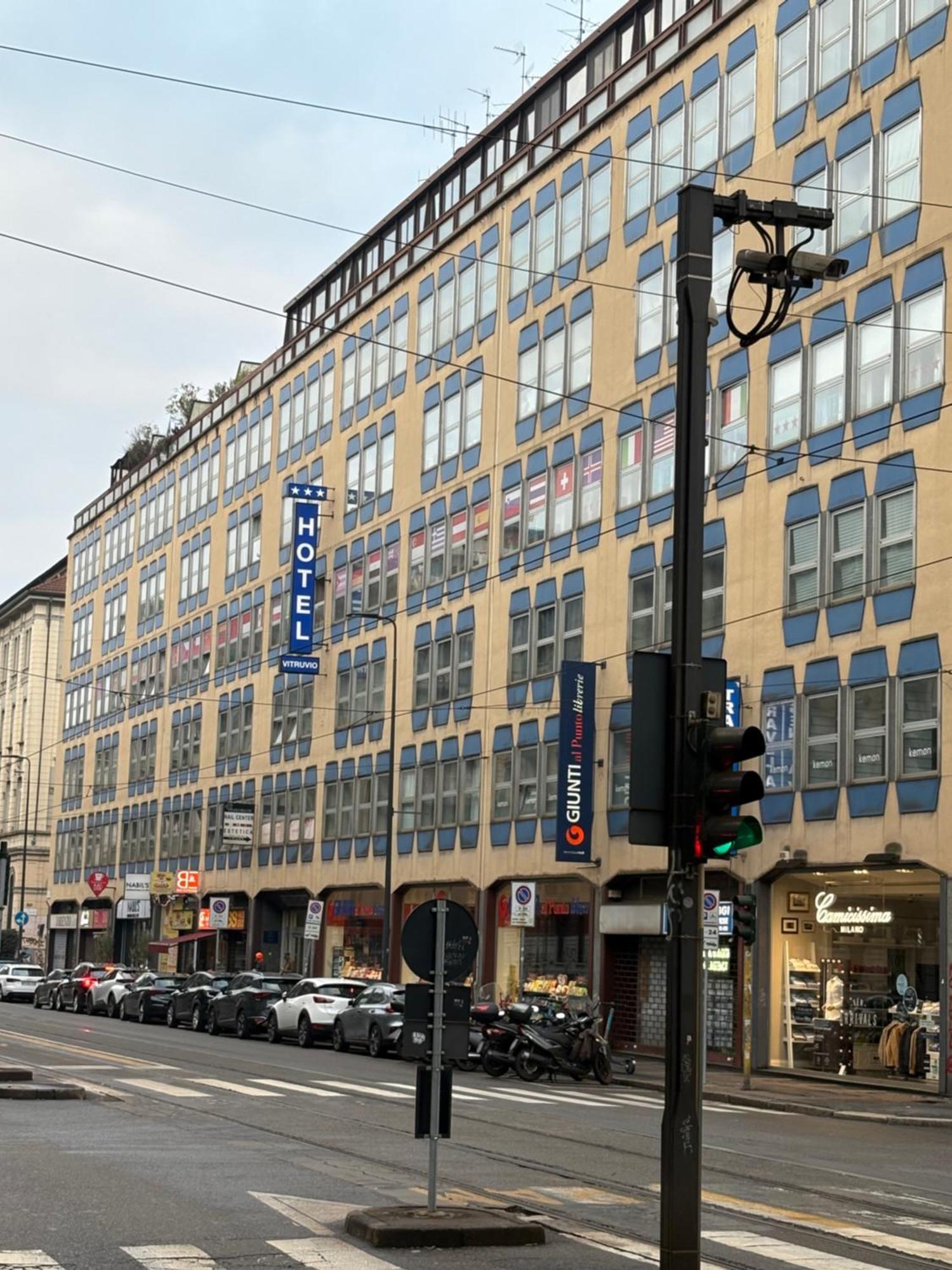 Votre Maison A Milánó Kültér fotó