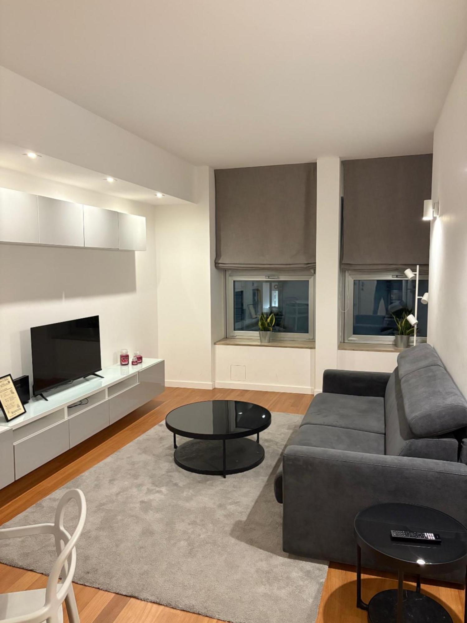 Votre Maison A Milánó Kültér fotó